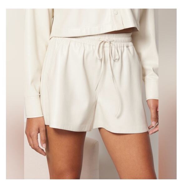 EUC Good American Better Than Leather Drawstring shorts sz: M